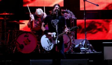 Foo Fighters y Billy Idol se unen para tocar cover de Sex Pistols en vivo — Rock&Pop