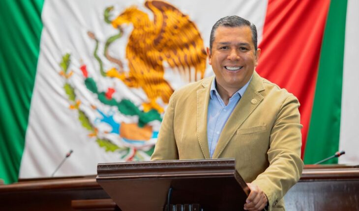 Juan Carlos Barragán entregó al pueblo de Michoacán su Segundo Informe Legislativo