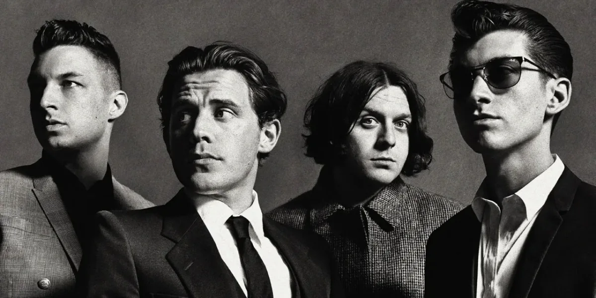 Los Arctic Monkeys celebran el décimo aniversario de su álbum "AM"