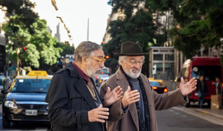 They present the trailer of “Nada”: Luis Brandoni and Robert De Niro drink mate and walk through the Obelisk