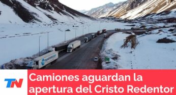 Video: El paso del Cristo Redentor está cerrado hace varios días y hay un acampe de camioneros en la ruta