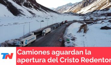 Video: El paso del Cristo Redentor está cerrado hace varios días y hay un acampe de camioneros en la ruta