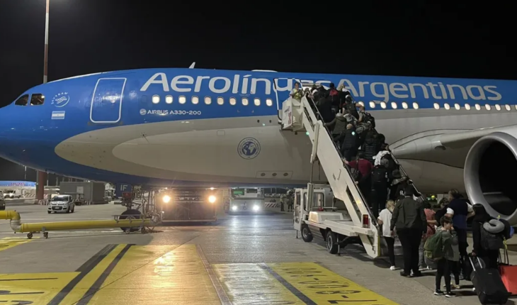 Despegó rumbo a Ezeiza el primer grupo de argentinos evacuados de Israel