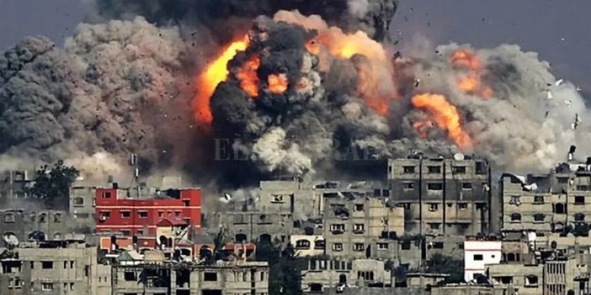 Israel bombardeó la Franja de Gaza a 20 días de la incursión de Hamas en su territorio