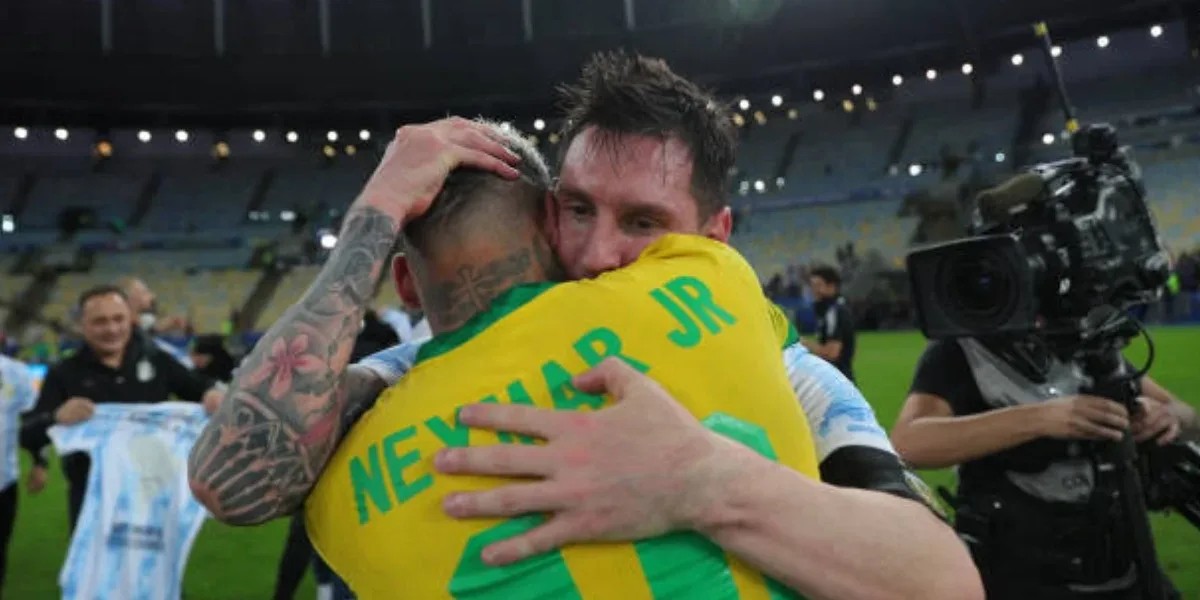 Lionel Messi le dedicó un mensaje a Neymar tras la confirmación de la lesión que sufrió