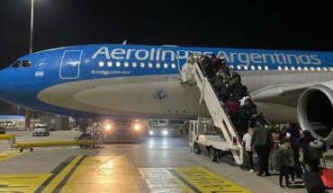 “Regreso Seguro”: Llegó al país el primer vuelo con ciudadanos repatriados de Israel