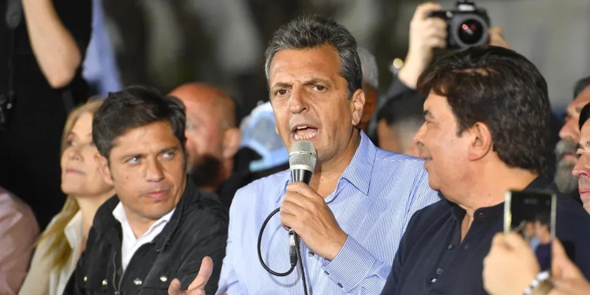 Sergio Massa cerró la caravana en González Catán: "La deuda es con los trabajadores"