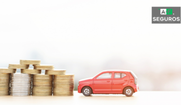 ¿Por qué cambia el costo de tu seguro de autos cada año?
