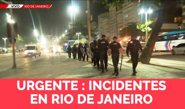Video: URGENTE: INCIDENTES EN RIO DE JANEIRO ENTRE HINCHAS DE BOCA Y LA POLICIA (Parte 1)