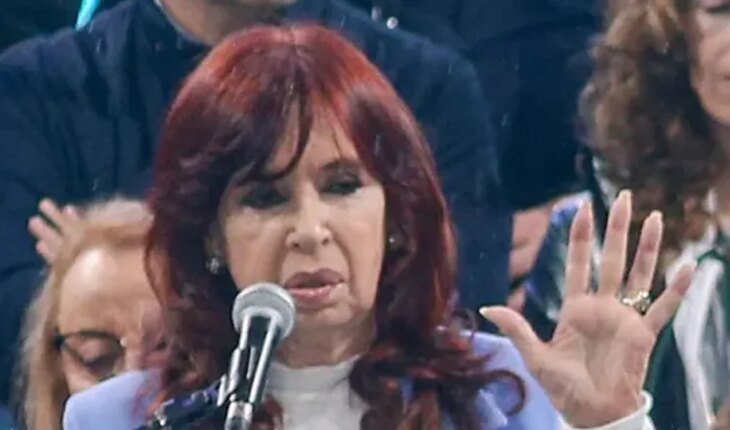 Cristina Kirchner dijo que la presidencia provisional del Senado y de Diputados le corresponden a La Libertad Avanza