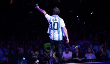 David Bisbal regresó a la Argentina para festejar sus 20 años de carrera