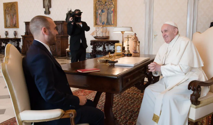 El Papa Francisco se reúne con el ex ministro de Economía Martín Guzmán en el Vaticano