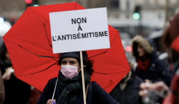 French Mobilize Massive Against Anti-Semitism in Paris