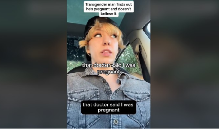 Hombre transgénero descubre que está embarazada y no lo cree