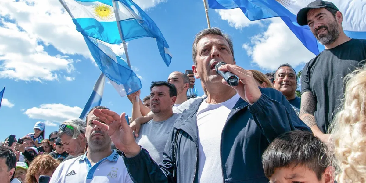 Massa, two weeks before the runoff: "A country is not built by selling organs, but with heart"