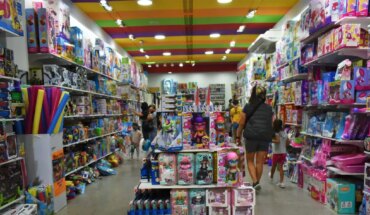 A 10% drop in toy sales for the holidays is anticipated