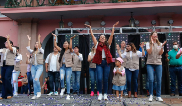 Celebra Fanny Arreola suma de más de mil familias de Apatzingán al proyecto Conectando