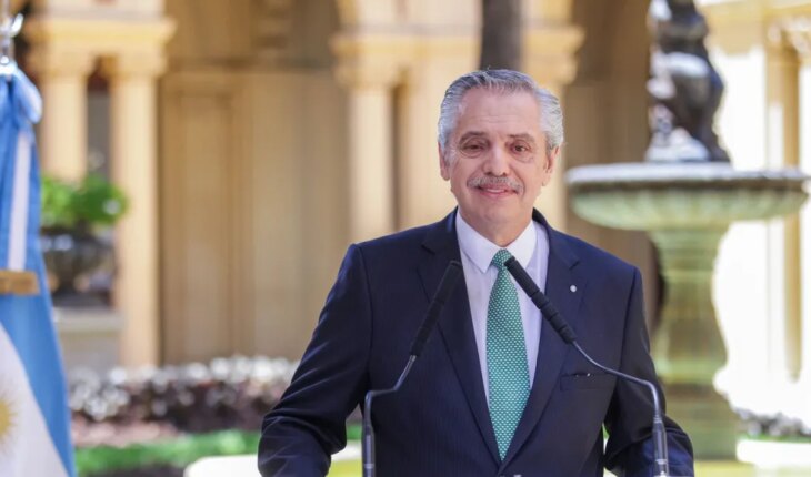 Controversy over a decree by Alberto Fernández on his last day as president