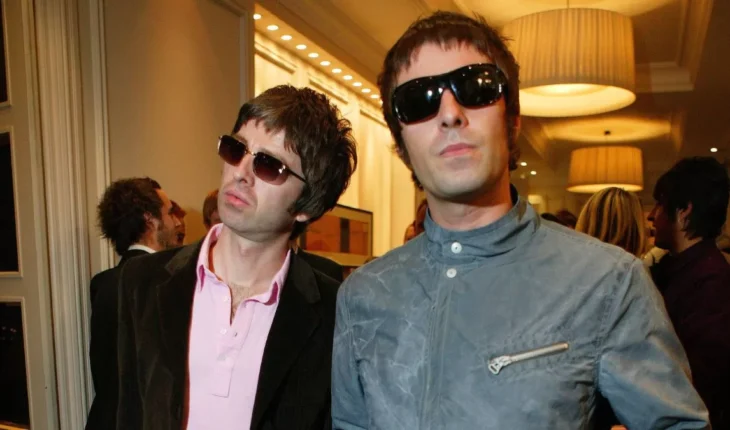 Liam y Noel Gallagher confirman reconciliación y adelantan reunión de Oasis — Rock&Pop