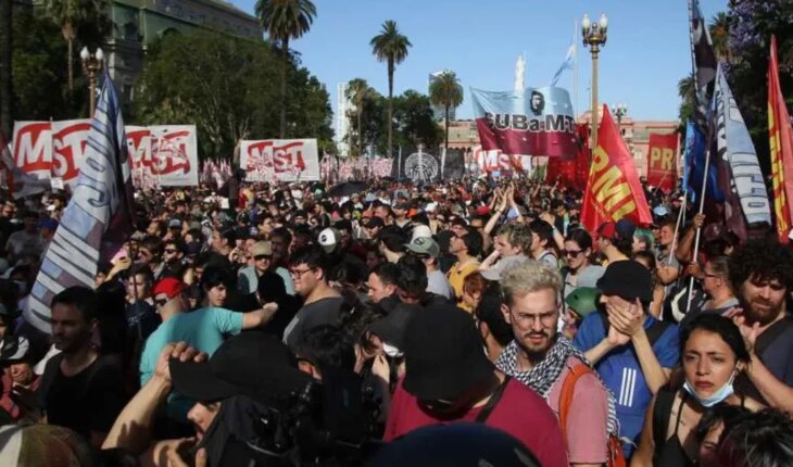 Two arrested during the demonstration in Plaza de Mayo