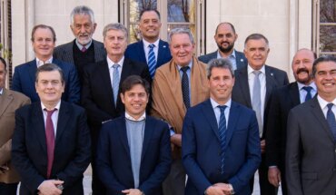 Gobernadores peronistas se reúnen este jueves para analizar la Ley Ómnibus y el paro de la CGT