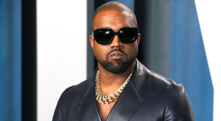 Kanye West se puso una prótesis dental de titanio – MonitorExpresso.com