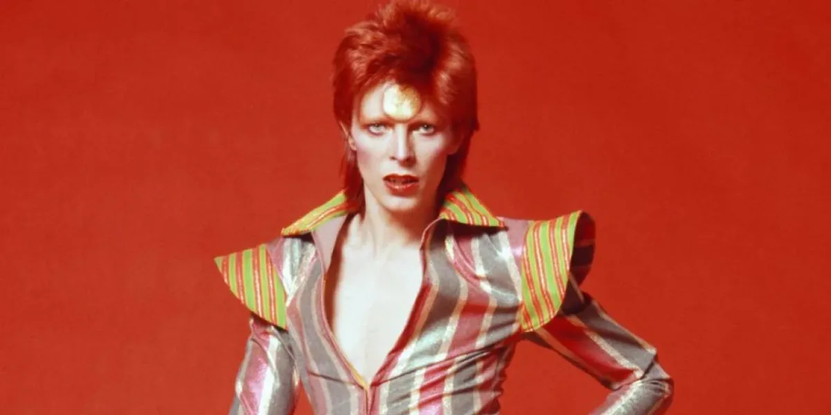 Paris pays tribute to David Bowie with a street in his honor