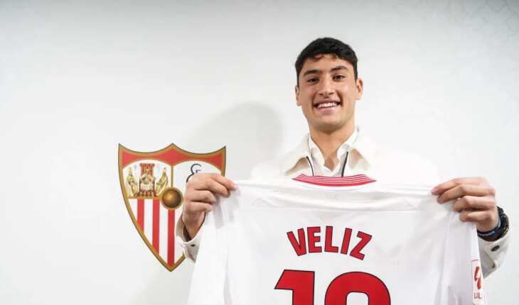 Alejo Véliz se sumó a préstamo al Sevilla y utilizará el dorsal número 10