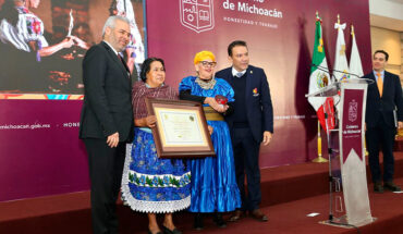Entrega Bedolla a cocineras tradicionales premio internacional de gastronomía – MonitorExpresso.com