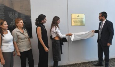 La AMIA homenajeó a Alberto Nisman con una placa en la sede de la institución