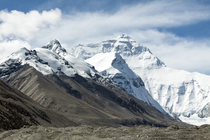Nueva regla para visitar el Everest es que carguen con sus excrementos – MonitorExpresso.com