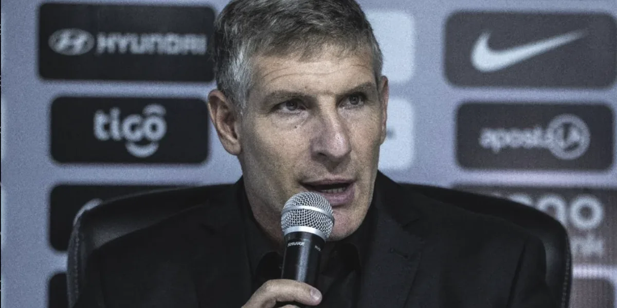 Palermo fue presentado como entrenador del Olimpia