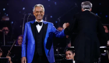 Público cantó canción de Santa Isabel en show de Andrea Bocelli — Rock&Pop