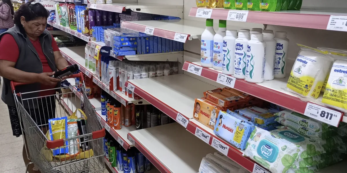 Supermarket sales rose 0.9% in 2023