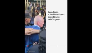 Video: Agredieron a José Luis Espert cuando salió del Congreso