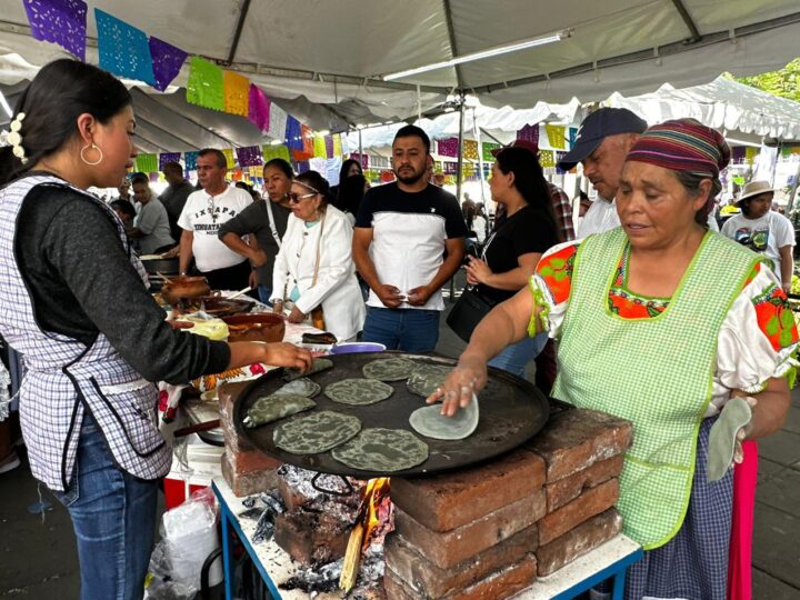 Prepara tu paladar, más de 20 cocineras tradicionales están en Uruapan: Sectur – MonitorExpresso.com