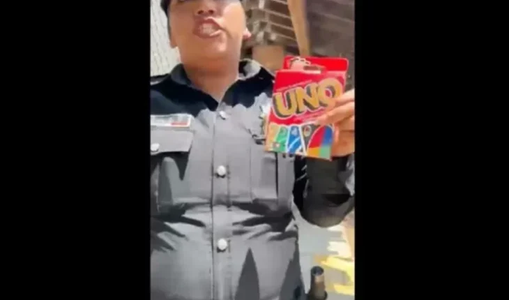 Policías en Toluca intentan detener a jóvenes por jugar UNO en la calle – MonitorExpresso.com