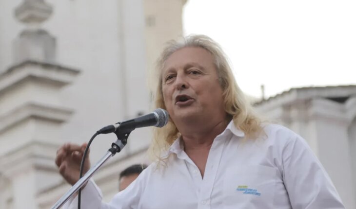 Pollo Sobrero criticised the CGT and said that “the strike comes out of pressure from the people”