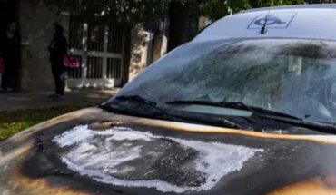 Rosario: At least 13 cars set on fire and left threats against Bullrich and Pullaro