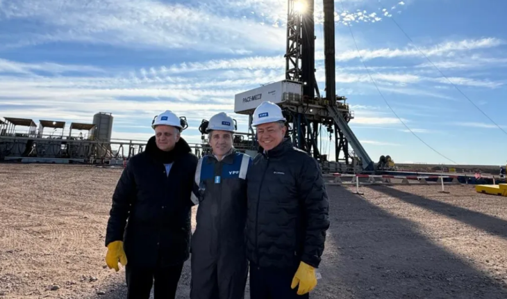 Caputo visited Neuquén: he toured Vaca Muerta with the governor and the president of YPF