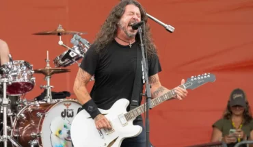 Foo Fighters invita a un legendario músico del rock clásico al escenario — Rock&Pop