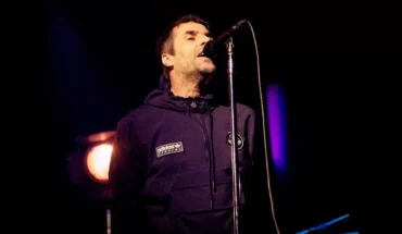 Liam Gallagher cantó canción de Noel Gallagher’s High Flying Birds por 30 aniversario de Definitely Maybe — Rock&Pop