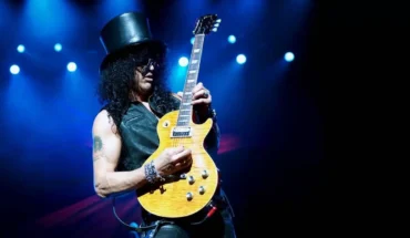 Slash revela que no le gusta comprar guitarras de otros famosos en subastas y esta es la razón — Rock&Pop