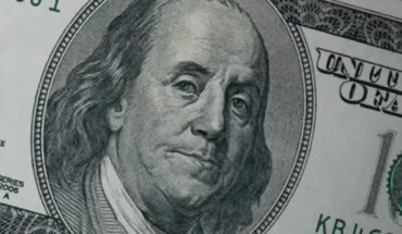 The blue dollar rises again and reaches $1,360