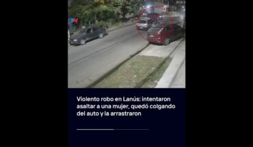 Video: Violento robo en Lanús: intentaron asaltar a una mujer, quedó colgando del auto y la arrastraron