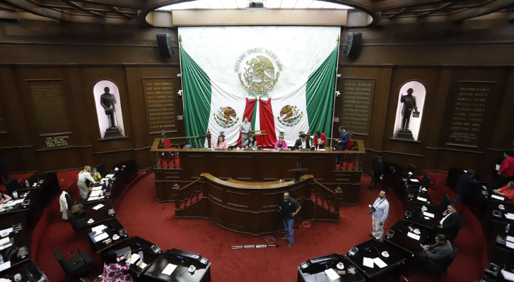 Condecoración “Suprema Junta Nacional Americana” a Luis Girarte Martínez: 75 Legislatura – MonitorExpresso.com